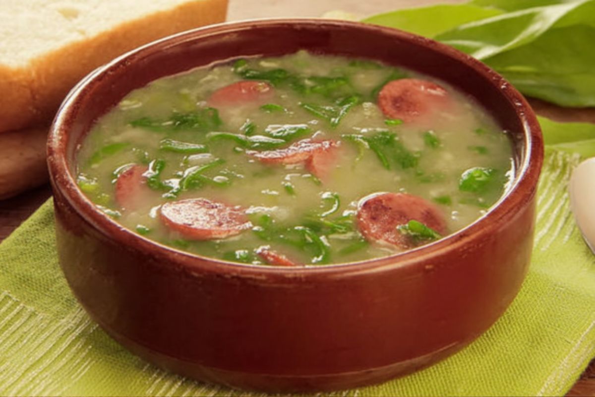 Caldo Verde_recipe-cookbook.com