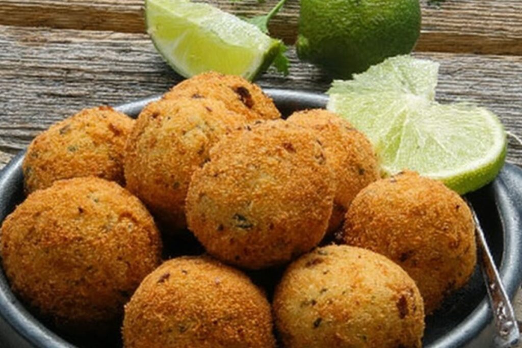 Como fazer Bolinho de Miojo_recipe-cookbook.com