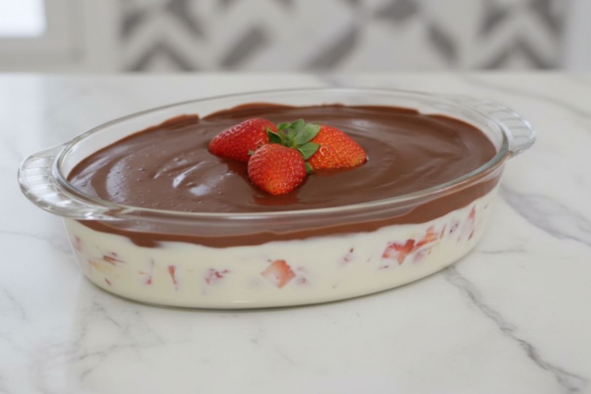 Strogonoff de Morango_recipe-cookbook.com